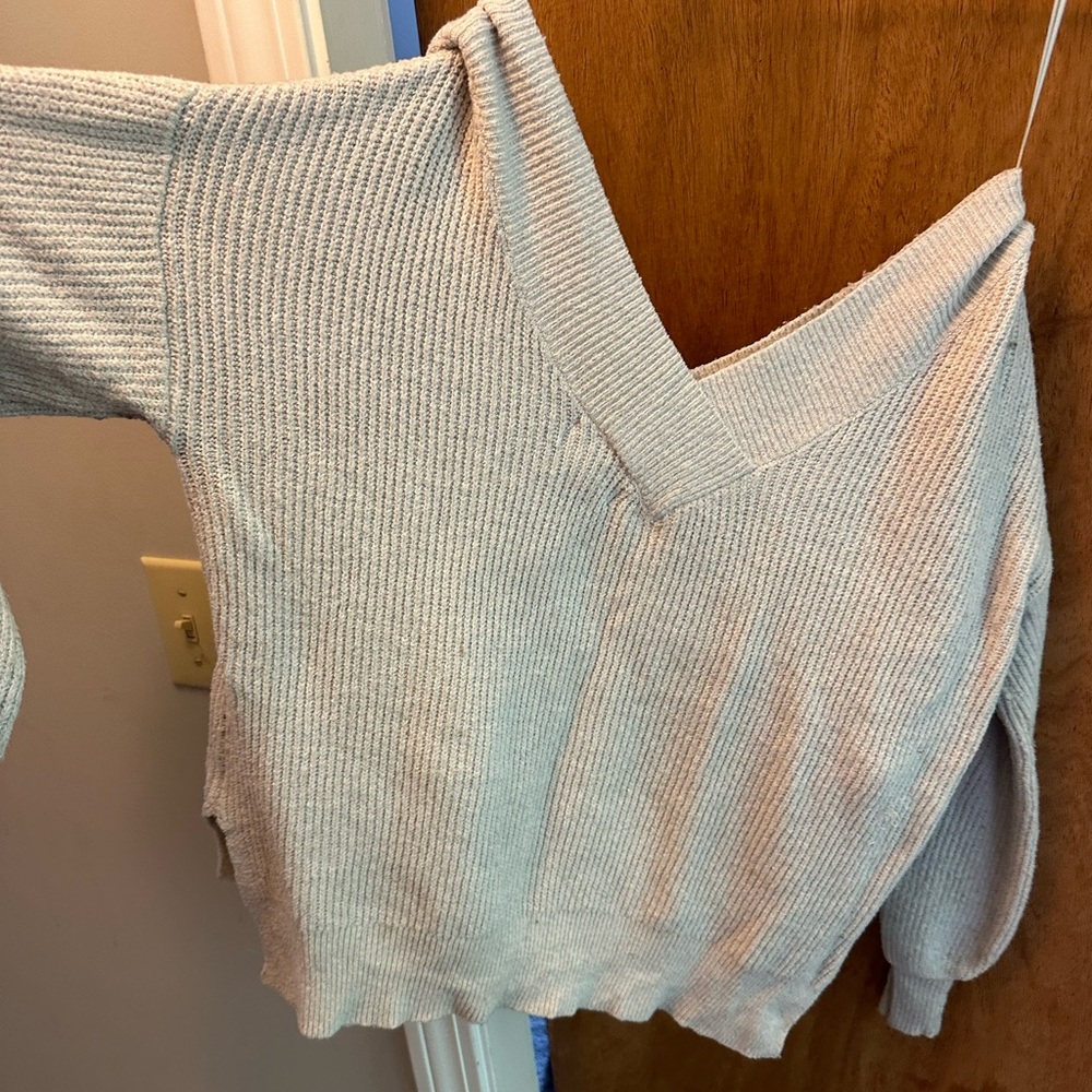 Size L sweater